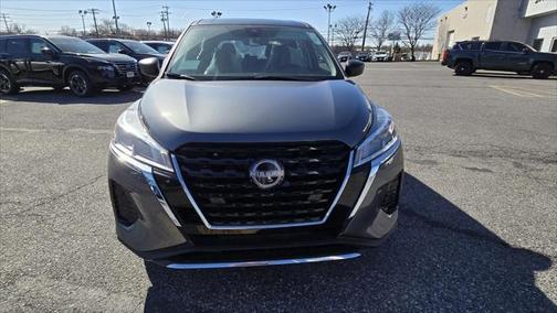 2025 Nissan Kicks S