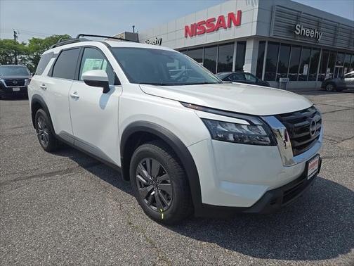 2025 Nissan Pathfinder SV 4WD