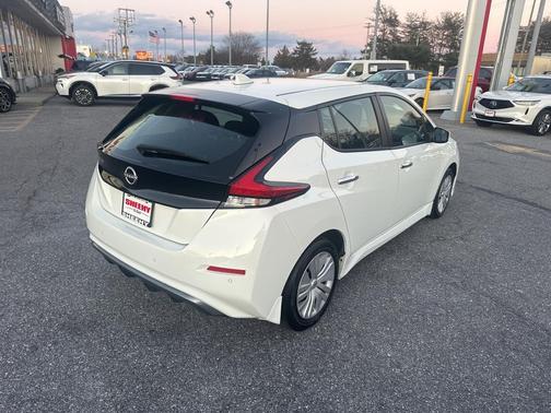 2024 Nissan Leaf S