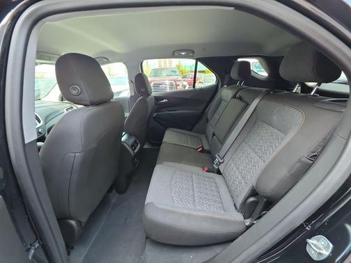 Mosaic Black Metallic 2024 Chevrolet Equinox 1LT