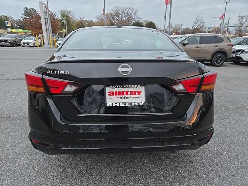 2025 Nissan Altima S FWD
