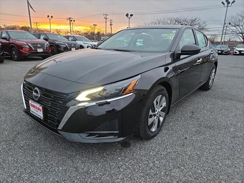 2025 Nissan Altima S FWD
