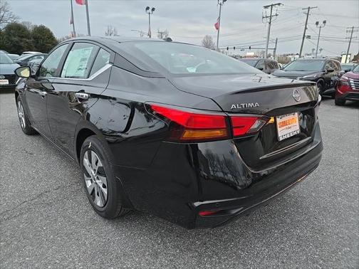 2025 Nissan Altima S FWD
