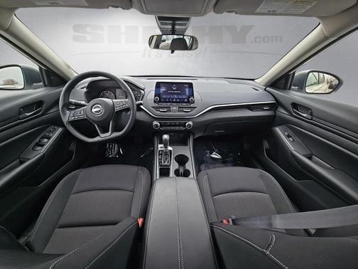 2025 Nissan Altima S FWD