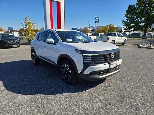 2025 Nissan Kicks SV
