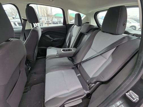 MAGNETIC 2017 Ford C-Max Hybrid SE