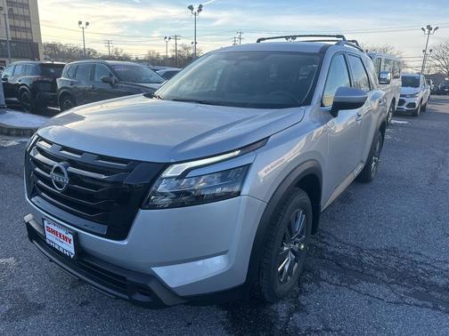 2025 Nissan Pathfinder SV 4WD