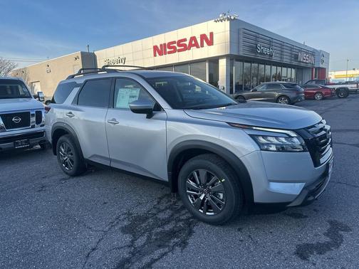 2025 Nissan Pathfinder SV 4WD