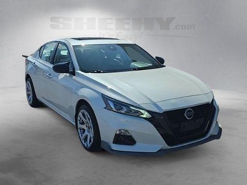 Pearl White Tricoat 2019 Nissan Altima 2.5 SL