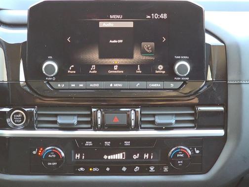 2024 Nissan Pathfinder SV 4WD