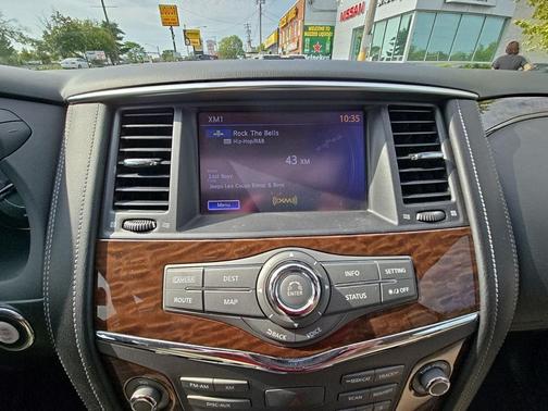 2017 Nissan Armada Platinum