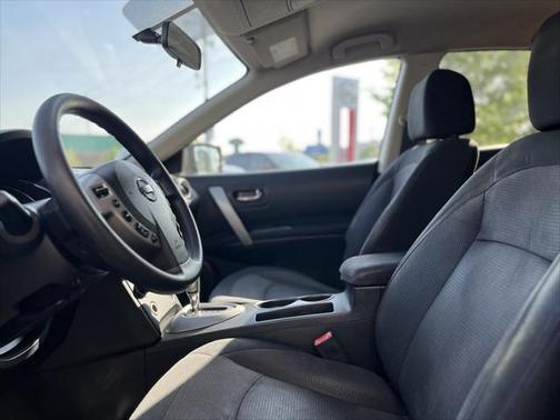 2011 Nissan Rogue SV