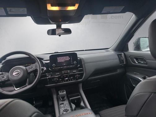 2024 Nissan Pathfinder Rock Creek 4WD