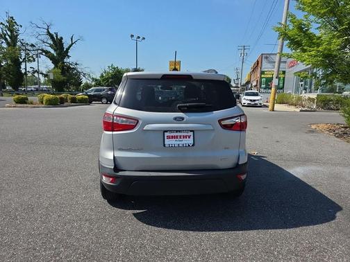 MOONDUST SILVER METALLIC 2018 Ford EcoSport SE