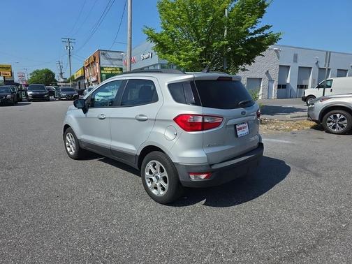 MOONDUST SILVER METALLIC 2018 Ford EcoSport SE