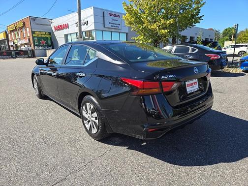 2021 Nissan Altima S FWD
