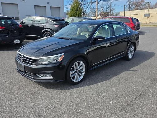 2017 Volkswagen Passat 1.8T SE w/Technology