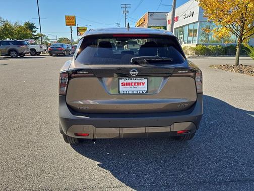 2025 Nissan Kicks SV