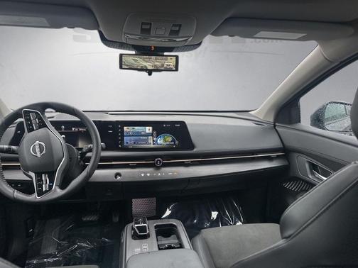 2024 Nissan ARIYA EVOLVE+