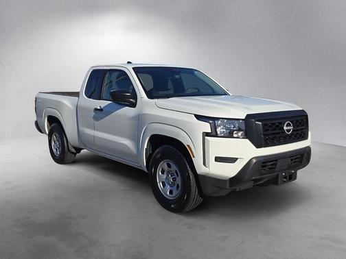 2024 Nissan Frontier S