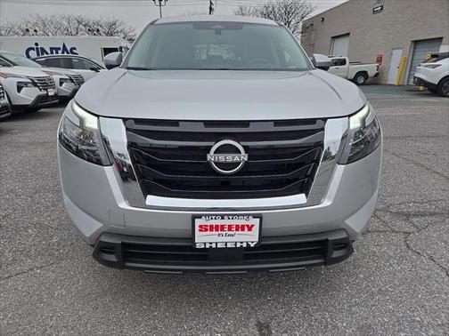 2025 Nissan Pathfinder SV 4WD