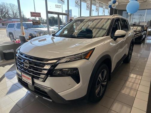 2025 Nissan Rogue SL