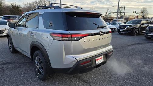 2025 Nissan Pathfinder SV 4WD