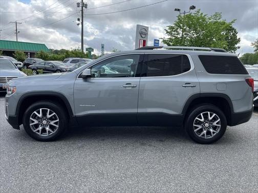 2023 GMC Acadia AWD SLT