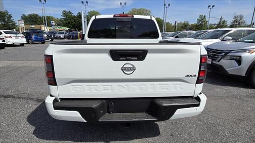 2025 Nissan Frontier SV