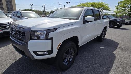 2025 Nissan Frontier SV