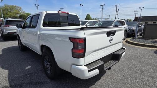 2025 Nissan Frontier SV