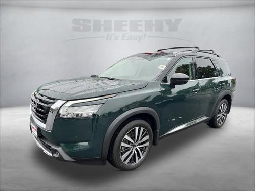 2022 Nissan Pathfinder Platinum 4WD