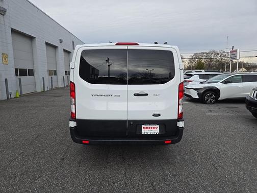 2022 Ford Transit-350 XLT