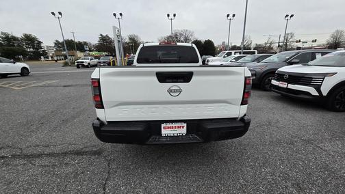 2024 Nissan Frontier S