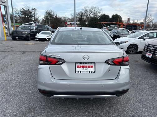 2025 Nissan Versa 1.6 S