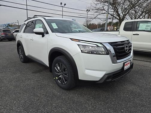 2025 Nissan Pathfinder SV 4WD
