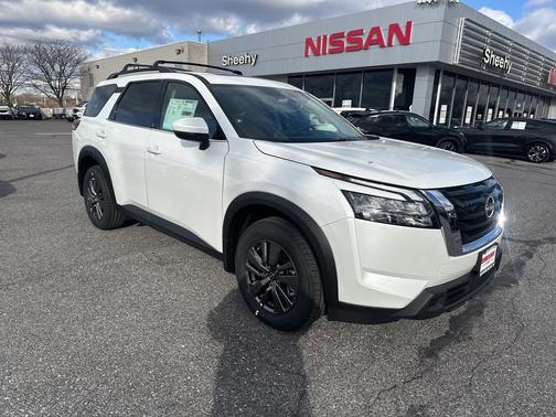 2025 Nissan Pathfinder SV 4WD