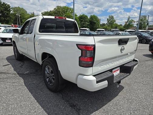 2025 Nissan Frontier SV