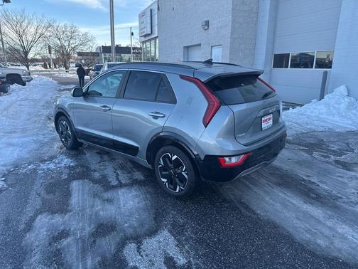 2023 Kia Niro EV Wind