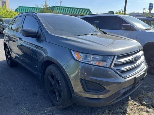 2018 Ford Edge SE