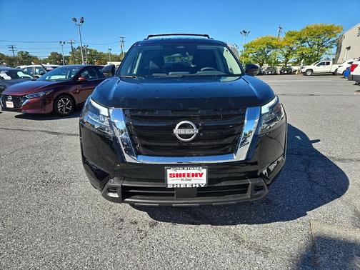 2025 Nissan Pathfinder SV 4WD