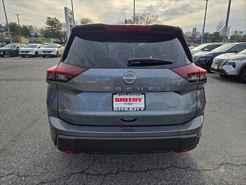 2025 Nissan Rogue SV