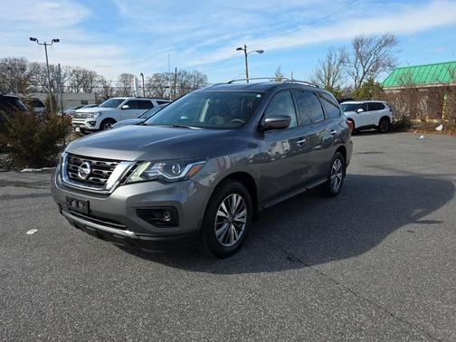 2020 Nissan Pathfinder S 4WD