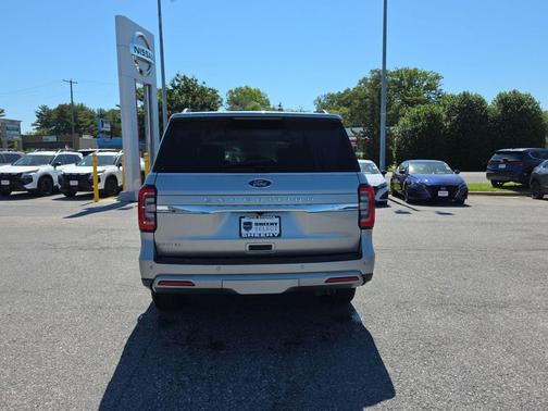 ICONIC SILVER METALLIC 2024 Ford Expedition Limited