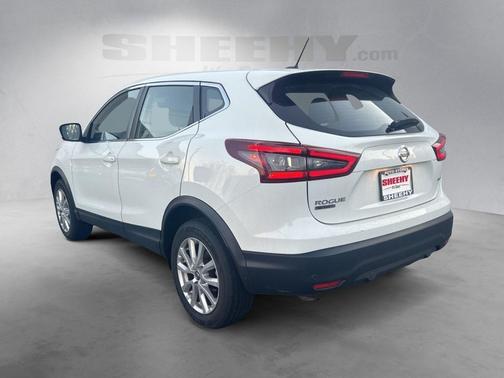 2022 Nissan Rogue Sport S