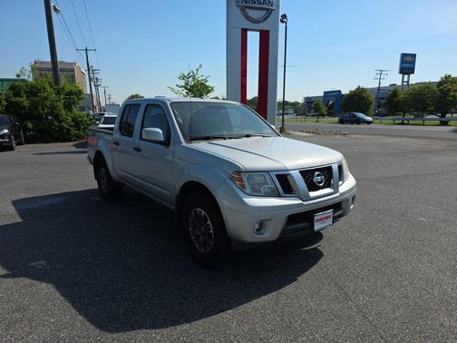 Brilliant Silver 2018 Nissan Frontier PRO-4X
