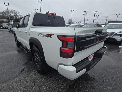 2025 Nissan Frontier PRO-4X