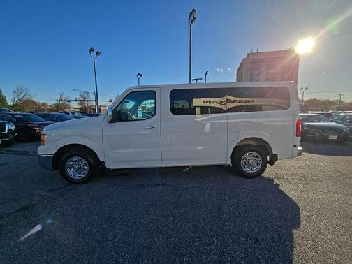 2014 Nissan NV Passenger NV3500 HD S V8