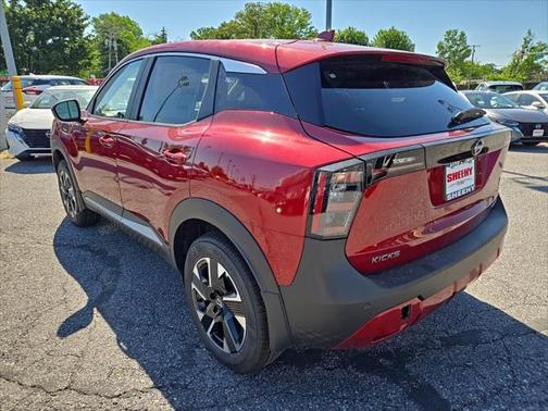 2025 Nissan Kicks SV