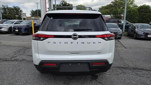 2025 Nissan Pathfinder SV 4WD